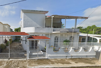 Casa en  Bugambilia, Parrilla 1ra. Sección, Parrilla, Tabasco, México