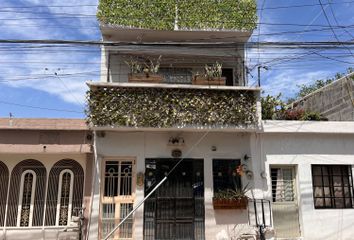 Casa en  General Anaya Oriente, La Huerta, Guadalupe, Nuevo León, México