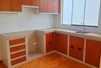 Departamento en  Miguel Ortiz 612, Lima 15304, Perú