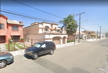 Casa en  Vista De La Cumbre, Ciudad Juárez, Chihuahua, México