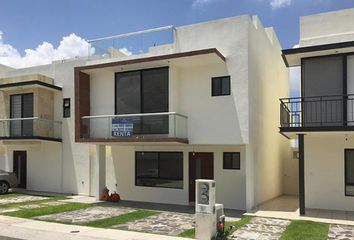 Casa en fraccionamiento en  Avenida Cumbres De Juriquilla 1047-int 40, Manzanares, Juriquilla, Querétaro, México