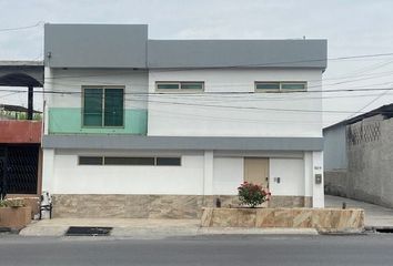 Casa en  Burócratas, Cumbres 2o. Sector Sección C, Monterrey, Nuevo León, México
