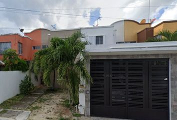 Casa en  C. Yaxche, Cancún, Quintana Roo, México