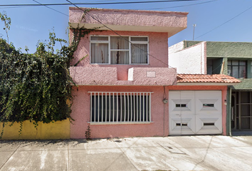 Casa en  Enrique Enríquez 14, Constitución De 1917, 09260 Ciudad De México, Cdmx, México