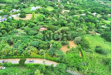 Lote de Terreno en  Anatolí, La Mesa