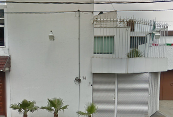 Casa en  Playa Copacabana 74, Militar Marte, 08830 Ciudad De México, Cdmx, México