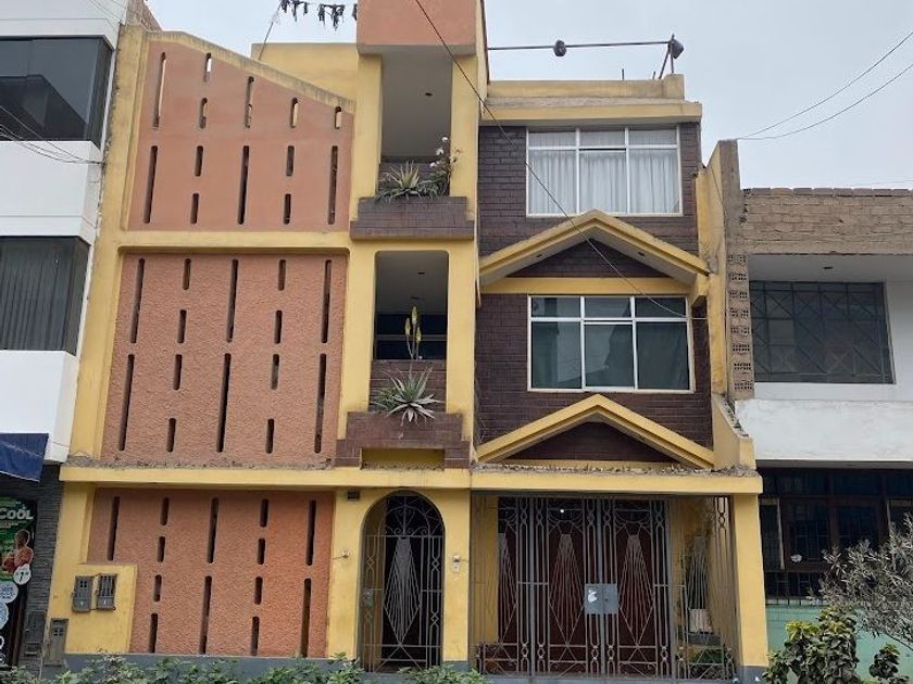 Casa en venta Residencial La Floresta - Los Olivos Pozo Grupo Inmobiliario, Calle 55, Urb La Floresta, Los Olivos, Provincia De Lima, Perú