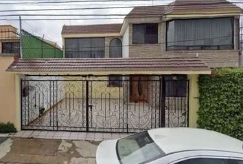 Casa en  Pingüinos 6, Mz 027, Las Arboledas, Ciudad López Mateos, Estado De México, México