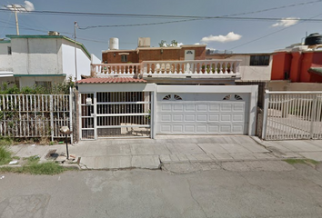 Casa en  Av. Antonio De Deza Y Ulloa 4308, Presidentes, Chihuahua, México