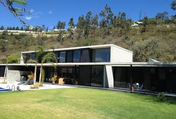 Casa en  Pillagua, Quito, Ecuador