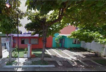 Casa en fraccionamiento en  Juan De La Barrera, Los Naranjos, Indeco Cebadilla, Tapachula, Chiapas, México
