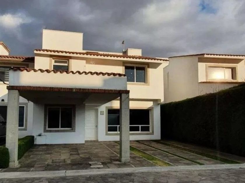 venta Casa en Santa Cruz Metepec Metepec 27272272 icasas.mx