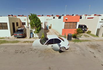 Casa en  C. San Blas 1226, Villas De San Miguel, Nuevo Laredo, Tamps., México