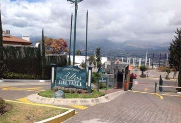 Terreno Comercial en  Miravalle, Quito, Ecuador