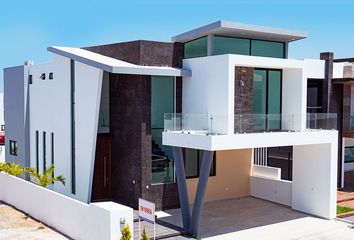 Casa en  Fraccionamiento Paraíso Marina, Diamante, Marina Mazatlán, Mazatlán, Sinaloa, México