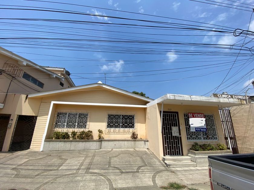 Casa en venta Urdesa Central, Guayaquil, Ecuador