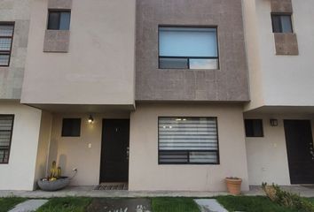 Casa en  Rincones Del Marqués Fraccionamiento, Avenida Del Marques, Santiago De Querétaro, Querétaro, México