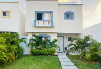 Casa en  Residencial Mallorca, Avenida 135 Sm 327, Cancún, Quintana Roo, México