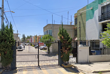 Casa en fraccionamiento en  Joyas De Cuautitlan, El Terremoto, Cuautitlán, Estado De México, México