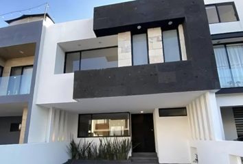 Casa en fraccionamiento en  Zibatá Golf, Zibatá, Querétaro, México