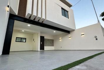 Casa en  Villa Universidad, Culiacán, Sinaloa, México