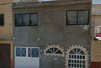 Casa en  Av. Circunvalación Ote. 144, Mz 016, Jardines De Santa Clara, 55450 Ecatepec De Morelos, Méx., México