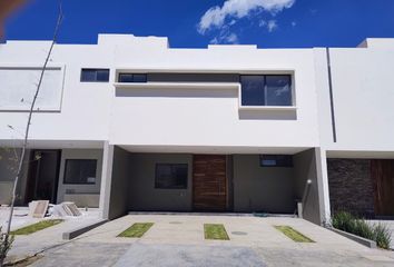 Casa en  Soaré Acanthia, Paseo Solares, Solares Residencial, Zapopan, Jalisco, México