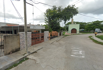 Casa en fraccionamiento en  C. 14-a, Jardines De Mulchechen, Centro, Kanasín, Yucatán, México