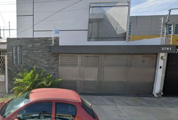 Casa en  C. Andrómeda 3761, La Calma, 45070 Zapopan, Jal., México