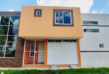Casa en  Calle Ricardo Ortíz García, Héroe De Nacozari, Ciudad De Apizaco, Tlaxcala, México