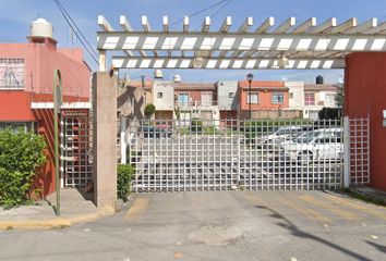 Casa en condominio en  Privada De Oyamel, Estado De México, México