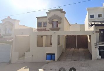 Casa en  Paseo Del Prado 821, Villa Residencial Del Prado I, Ensenada, Baja California, México