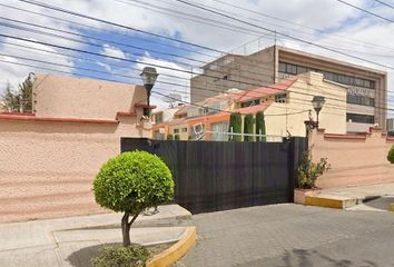 Casa en  Calz. De Las Bombas, Ex-hacienda Coapa, Ciudad De México, Cdmx, México