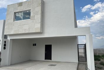 Casa en  Privanzas Mirasierra, Blvd. Cedros, Residencial Real Del Sol, Saltillo, Coahuila De Zaragoza, México