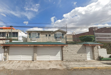 Casa en  Enrique Carniado 513-mz 019, Mz 019, Morelos Primera Secc, 50120 Toluca De Lerdo, Méx., México