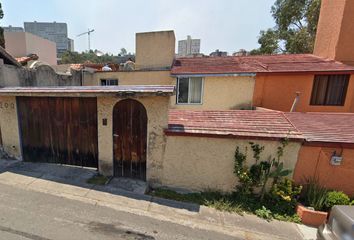 Casa en  C. P.º Del Quetzal 200, Lomas Verdes 1ra Secc, 53120 Naucalpan De Juárez, Méx., México