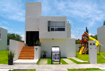 Casa en  Fracc. Mision San Joaquín, Hacienda La Venta, Misión San Joaquín, San José De Los Olvera, Qro., México