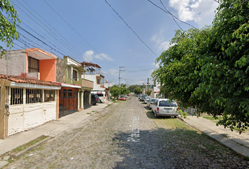 Casa en  Paseo De Los Oyameles, Los Encinos I_ii_iii, Ciudad Guzmán, Jalisco, México
