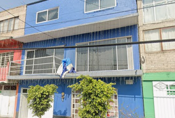 Casa en  Calle Escalerillas 228, Mz 022, Metropolitana 2da Sección, Ciudad Nezahualcóyotl, Estado De México, México