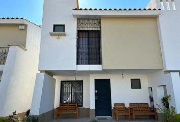 Casa en fraccionamiento en  Muná Residencial - Residencial Al Sur De León, Boulevard Herradura, San Carlos La Roncha, León, Guanajuato, México