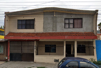 Casa en  Calle Felipe Berriozabal 1026, Rodríguez Guayulera, Saltillo, Coahuila De Zaragoza, México