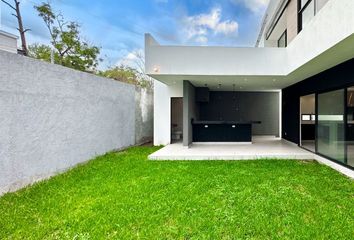 Casa en  Las Esmeraldas Residencial, Antiguo Camino A Villa De Santiago, Sin Nombre De Colonia 51, Monterrey, Nuevo León, México