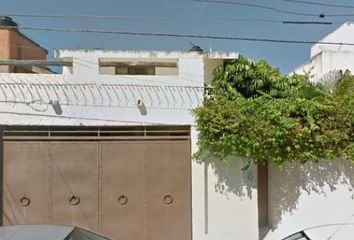 Casa en  Calle Paseo El Ébano 8, Supermanzana 227sm 227, 227, Cancún, Quintana Roo, México