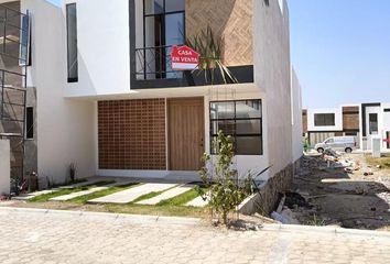 Casa en fraccionamiento en  San Francisco Ocotlán, Coronango