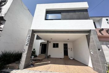 Casa en  Calle Cumbres De La Sierra 102, Cumbres Elite 1er. Sector, Monterrey, Nuevo León, México