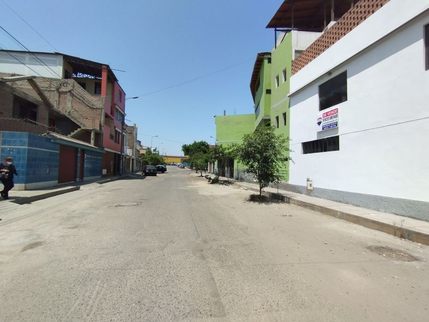 Departamento en venta Calle Rebagliatti, San Juan De Miraflores, Perú