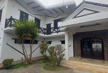 Casa en  Pusuqui, Quito, Ecuador