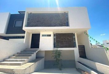 Casa en fraccionamiento en  Lomas De Juriquilla, Misión De San Francisco, Fracc. Lomas De Juriquilla, Santa Rosa Jáuregui, Querétaro, México