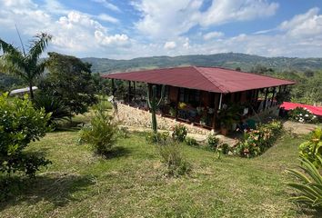 Villa-Quinta en  La Cumbre, Valle Del Cauca, Colombia