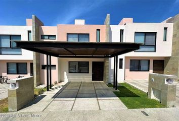 Casa en fraccionamiento en  Lomas Del Campanario Ii, Municipio De Querétaro